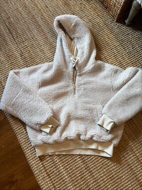 lululemon athletica Plush Sherpa Hoodie in Cream